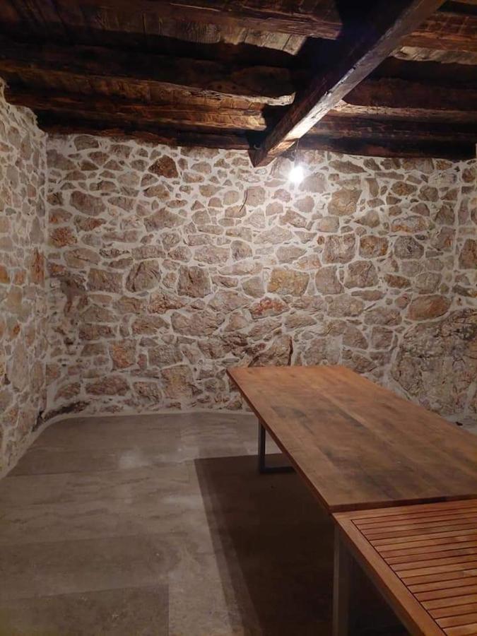 Appartamento Pavlic 2 Omiš Esterno foto