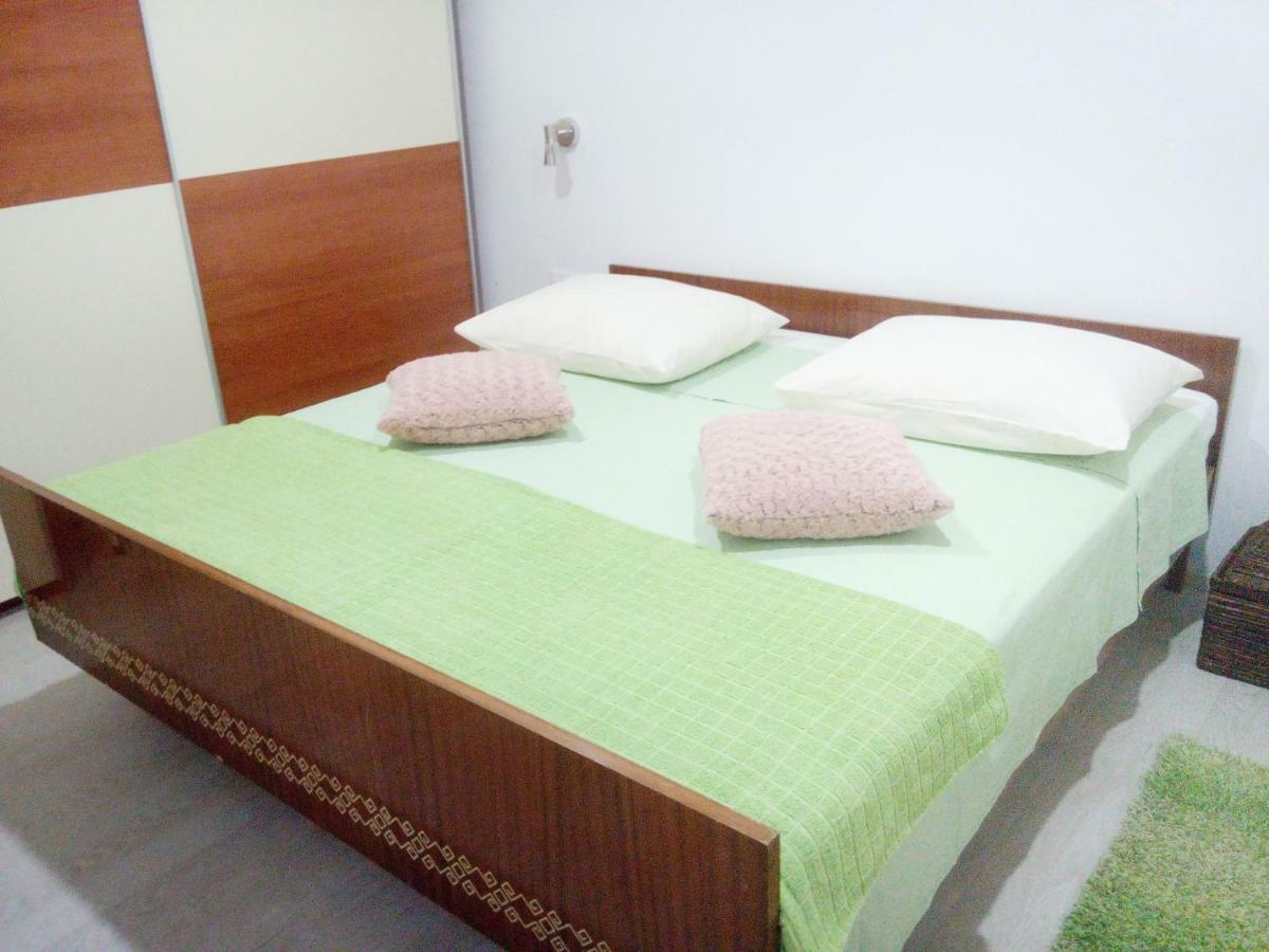 Appartamento Pavlic 2 Omiš Esterno foto