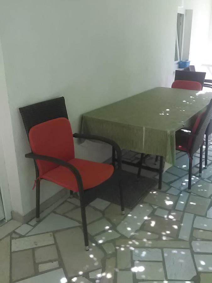 Appartamento Pavlic 2 Omiš Esterno foto